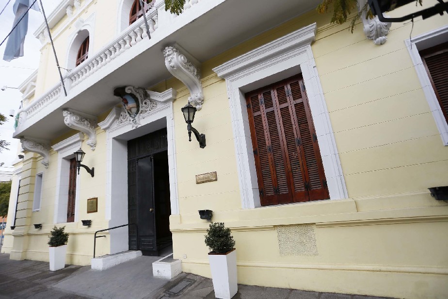 El Ejecutivo envió a la Legislatura el proyecto para modificar la Ley de Ministerios y reestructurar el gabinete